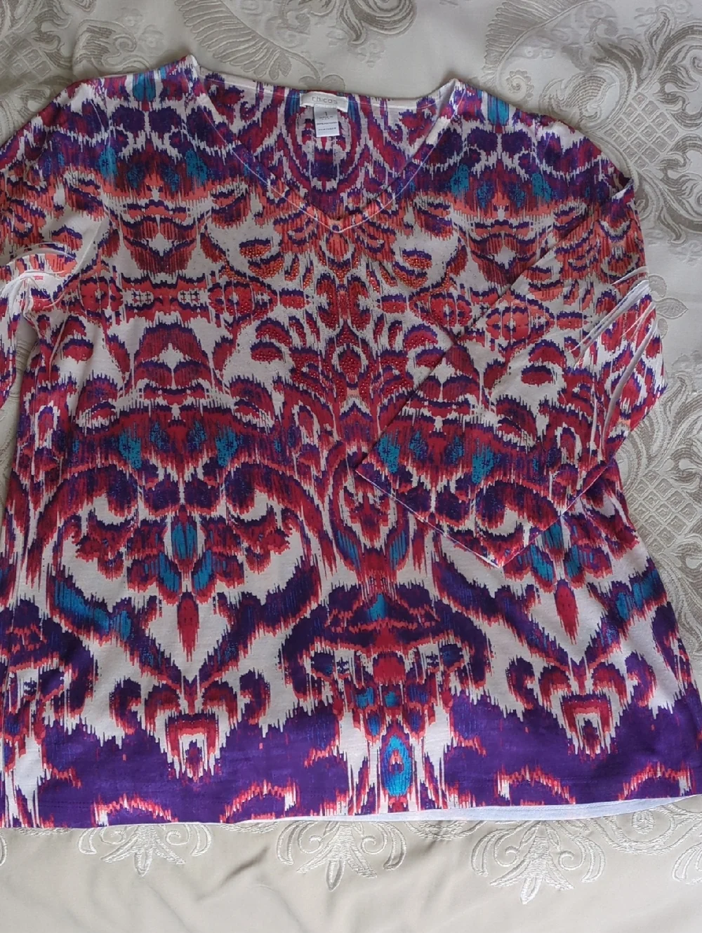 CHICOS Patterned Rhinestone 3/4 Sleeved Blouse - Picture 5 of 8